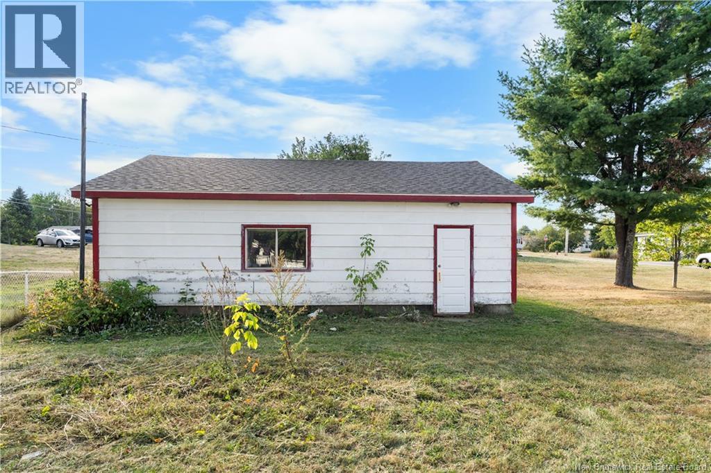 883 Rue Landry, Bathurst, New Brunswick  E2A 2V2 - Photo 44 - NB126115