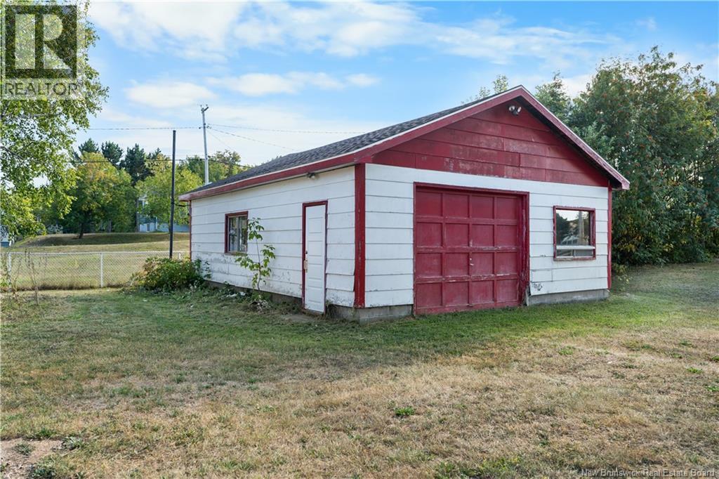 883 Rue Landry, Bathurst, New Brunswick  E2A 2V2 - Photo 7 - NB126115