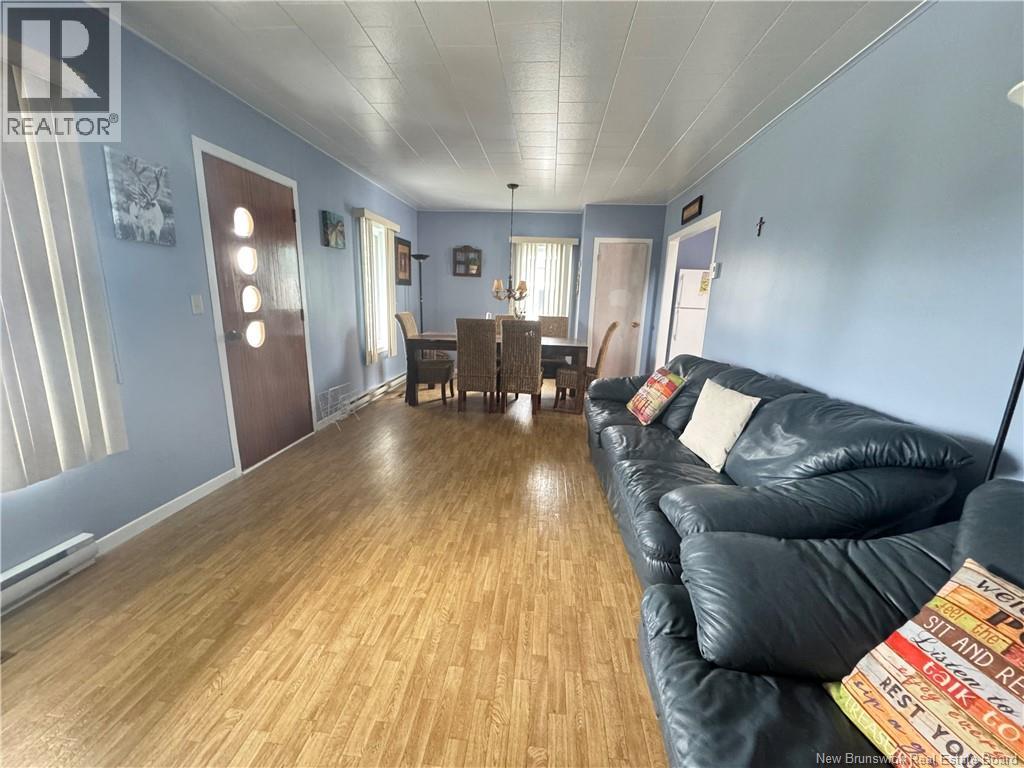 89 Princiaple Street, Sainte-Anne-De-Madawaska, New Brunswick  E7E 1A8 - Photo 5 - NB126212