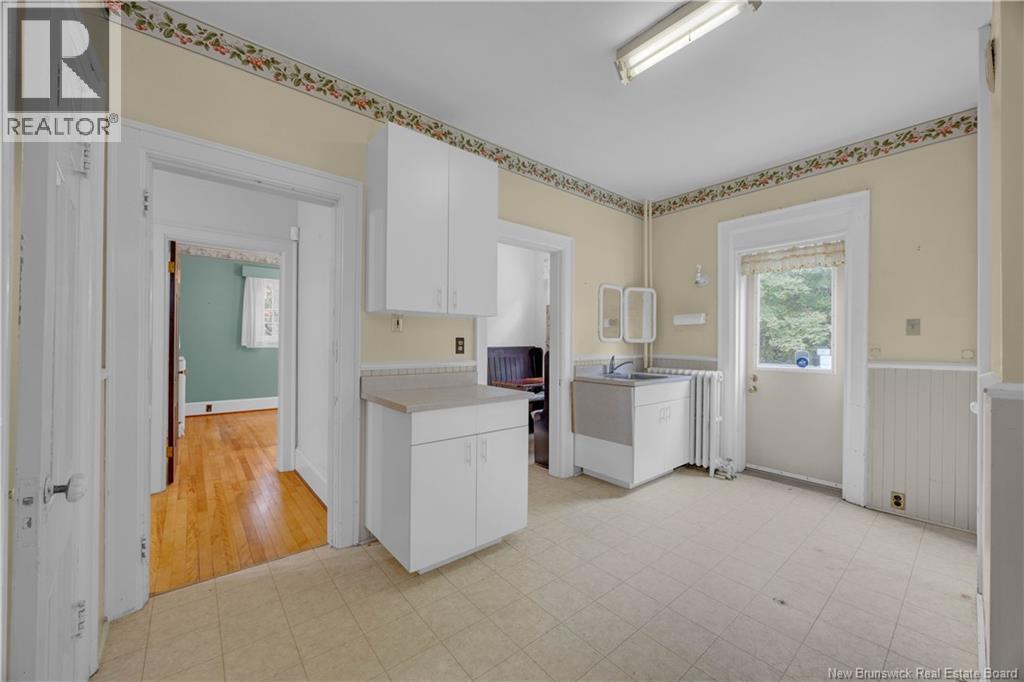 13 Brunswick Place, Saint John, New Brunswick  E2K 1B5 - Photo 16 - NB126249