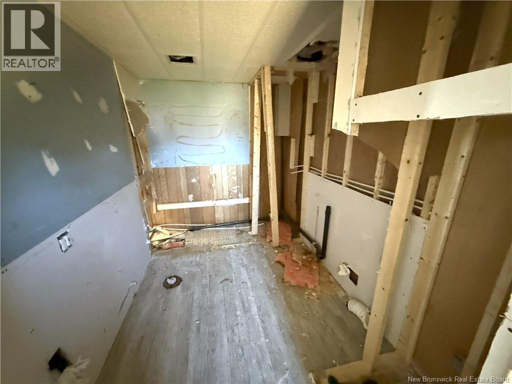 2246 Chemin Val-Doucet, Val-Doucet, New Brunswick  E8R 1Z6 - Photo 11 - NB126227