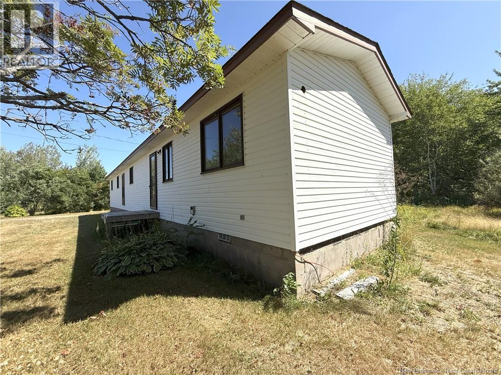2246 Chemin Val-Doucet, Val-Doucet, New Brunswick  E8R 1Z6 - Photo 5 - NB126227