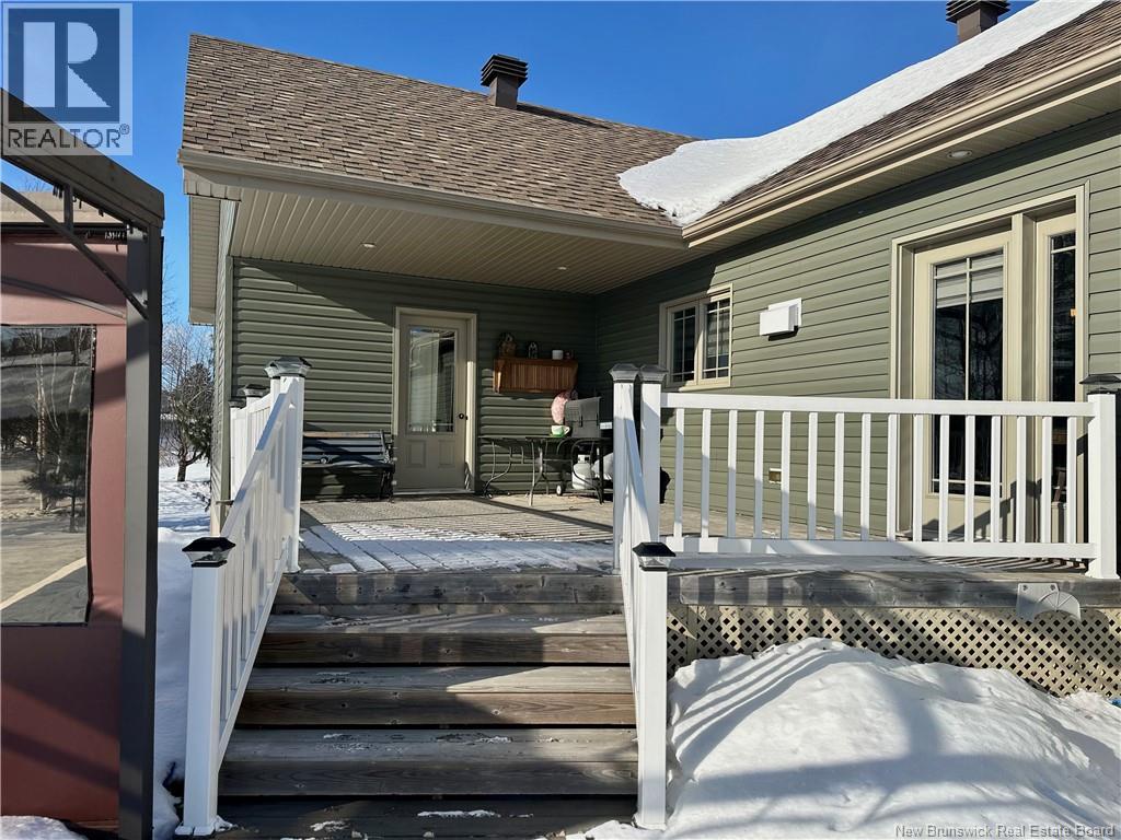18 Rue Principale, Sainte-Anne-De-Madawaska, New Brunswick  E7E 1B5 - Photo 41 - NB126310