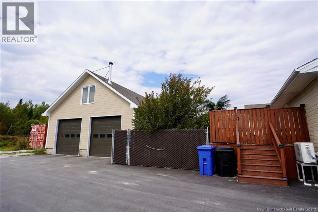1174 Rue Principale, Beresford, New Brunswick  E8K 2J1 - Photo 25 - NB126286
