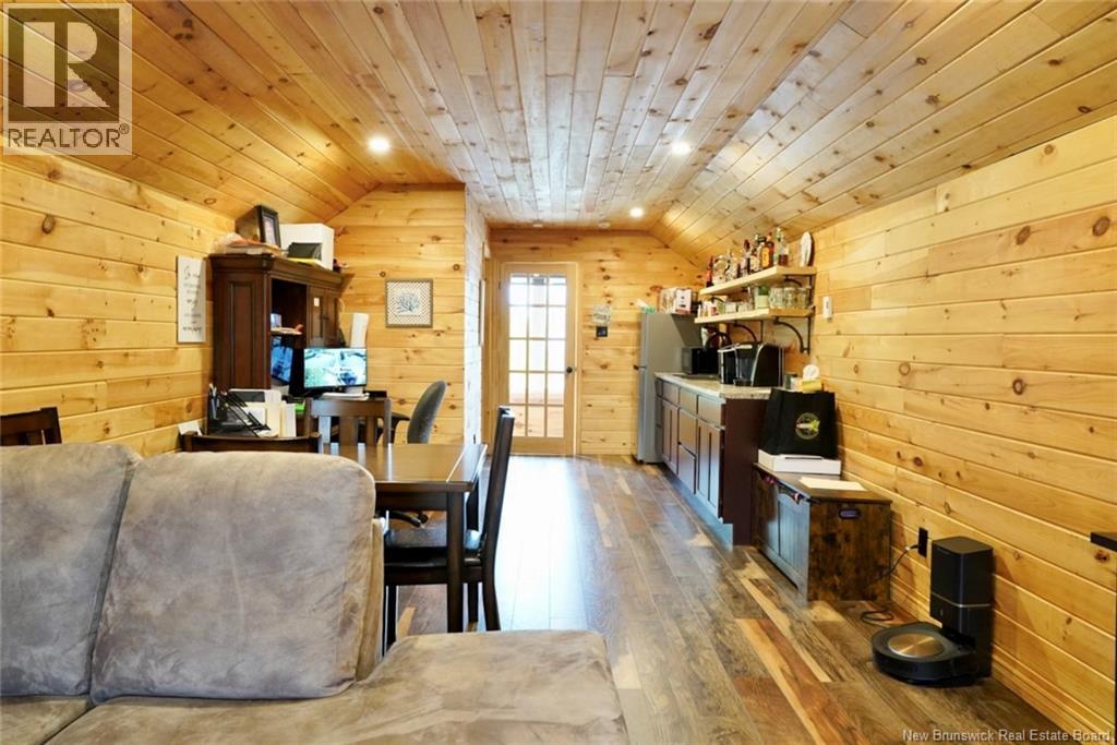 1174 Rue Principale, Beresford, New Brunswick  E8K 2J1 - Photo 31 - NB126286
