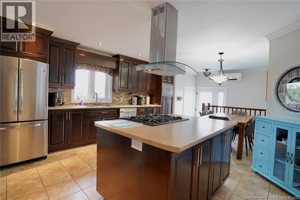 1174 Rue Principale, Beresford, New Brunswick  E8K 2J1 - Photo 5 - NB126286