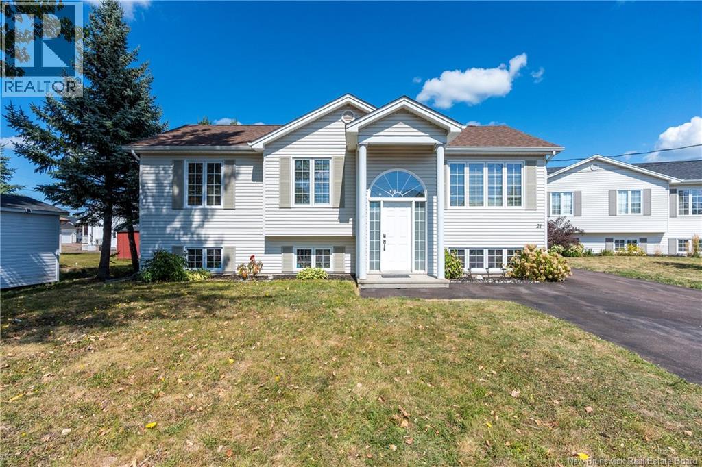 21 Bonavista Court, Moncton, New Brunswick