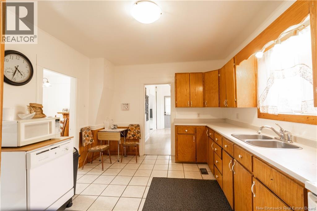 290 St. George Street, Sussex, New Brunswick  E4E 1G6 - Photo 10 - NB125961
