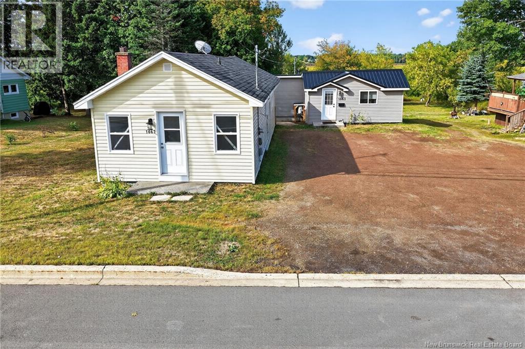 1063-1067 Amirault Street, Dieppe, New Brunswick  E1A 1E1 - Photo 2 - NB126370