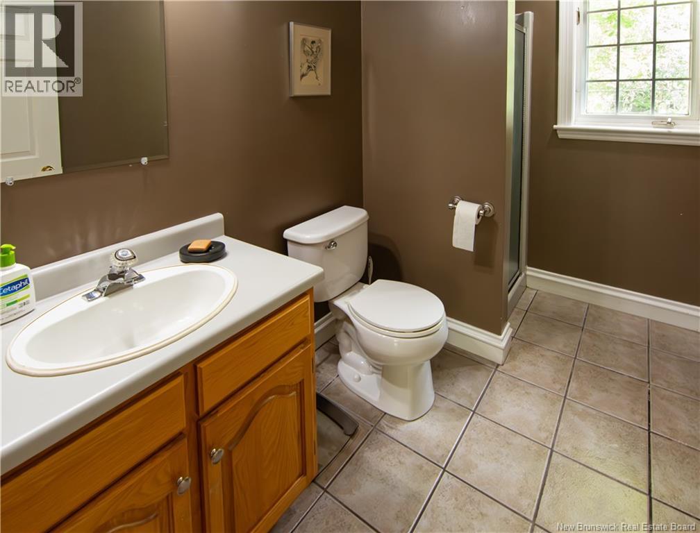 363 Glencairn Drive, Moncton, New Brunswick  E1G 1Y5 - Photo 21 - NB126262