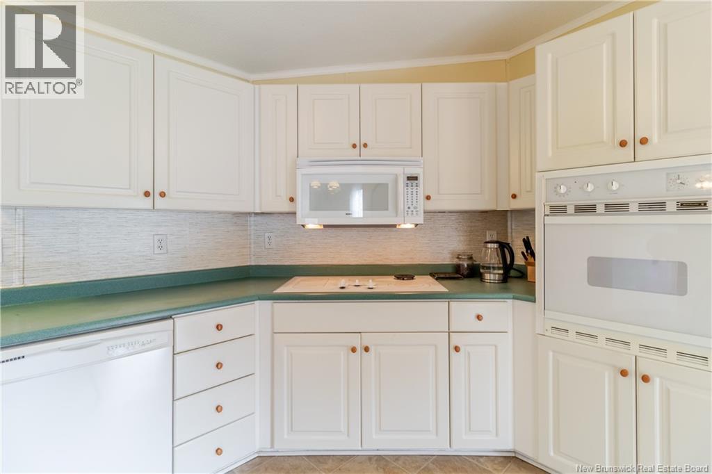 350 Governor Lane, Fredericton, New Brunswick  E3B 7L1 - Photo 5 - NB126187