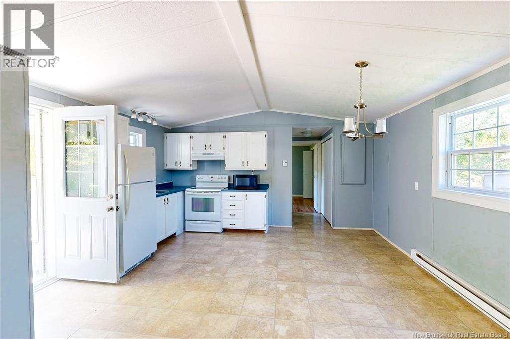 10 Daley Street, Lincoln, New Brunswick  E3B 6Z5 - Photo 17 - NB126257