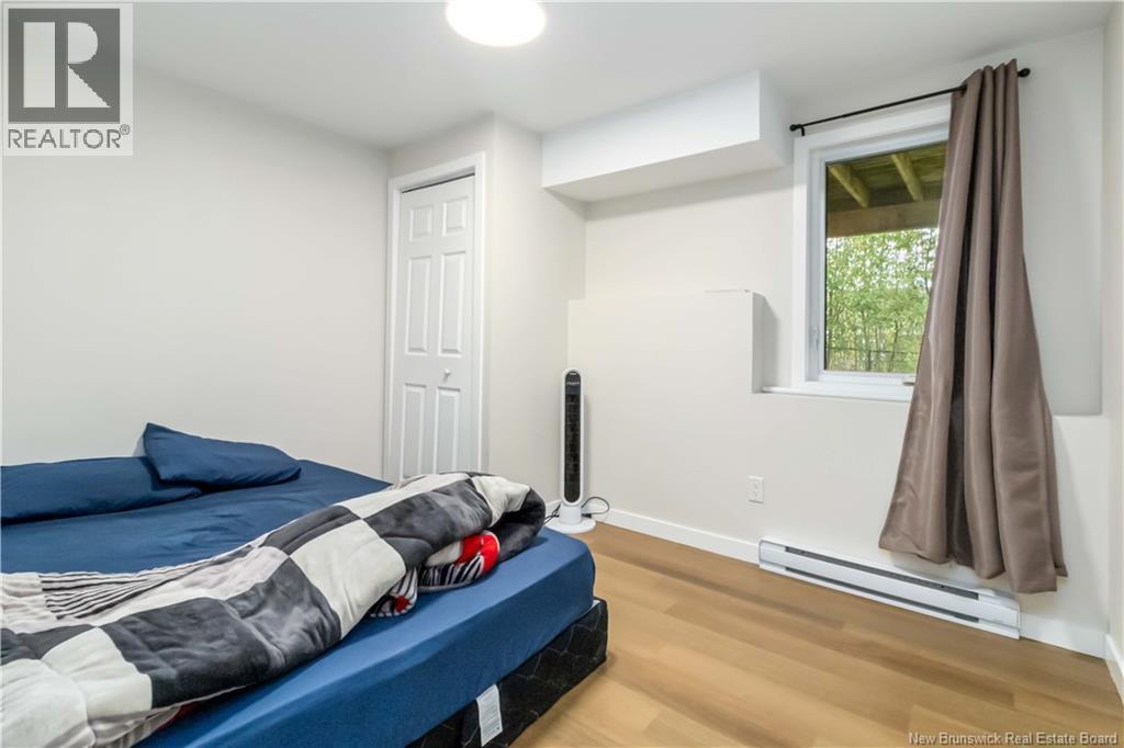 940 Bernard, Dieppe, New Brunswick  E1A 5A4 - Photo 40 - NB126394