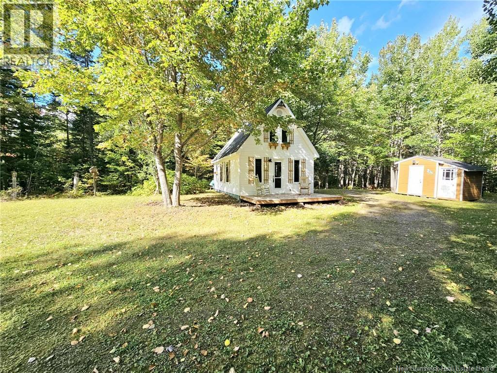 560cd Principale, Beresford, New Brunswick  E8K 2A8 - Photo 12 - NB126403