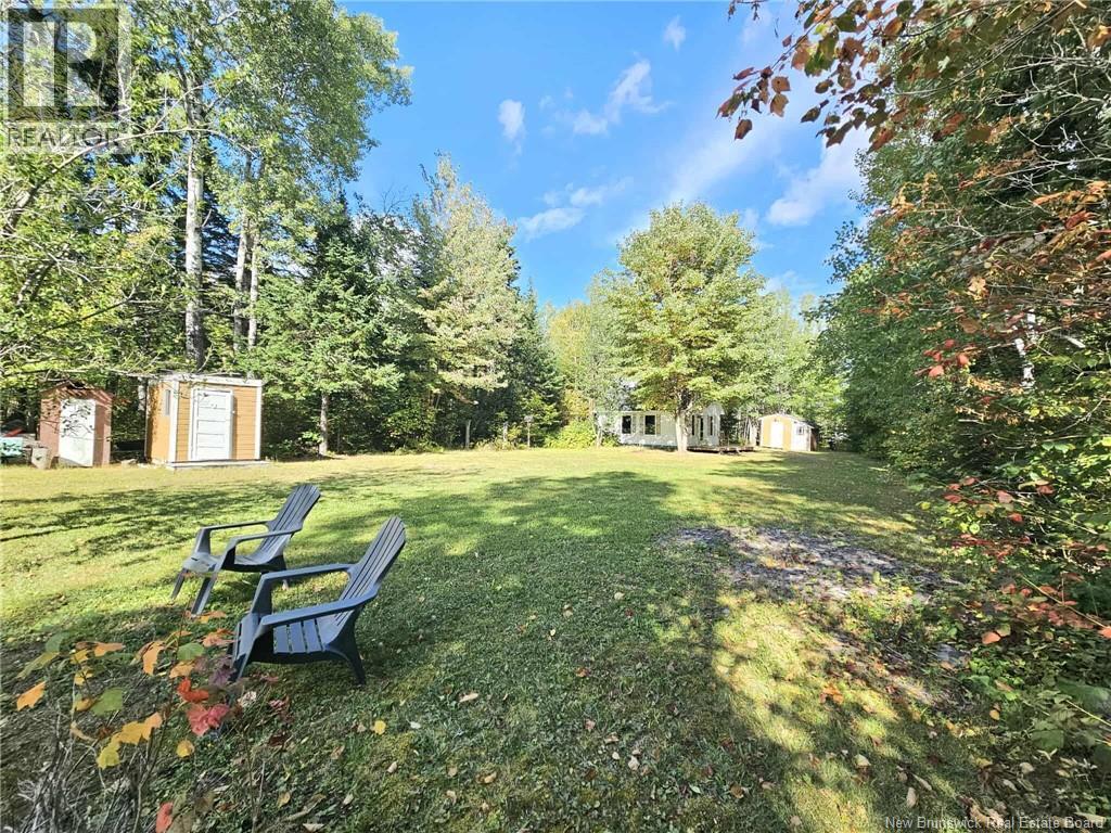 560cd Principale, Beresford, New Brunswick  E8K 2A8 - Photo 13 - NB126403