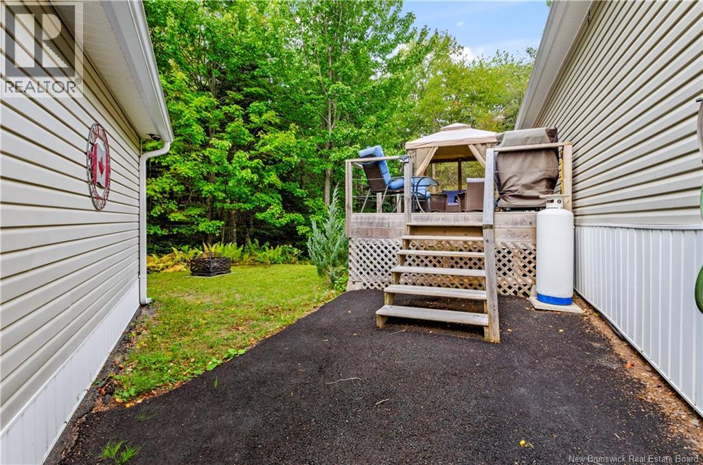 94 Mccain Drive, Waasis, New Brunswick  E3B 9T3 - Photo 5 - NB126412