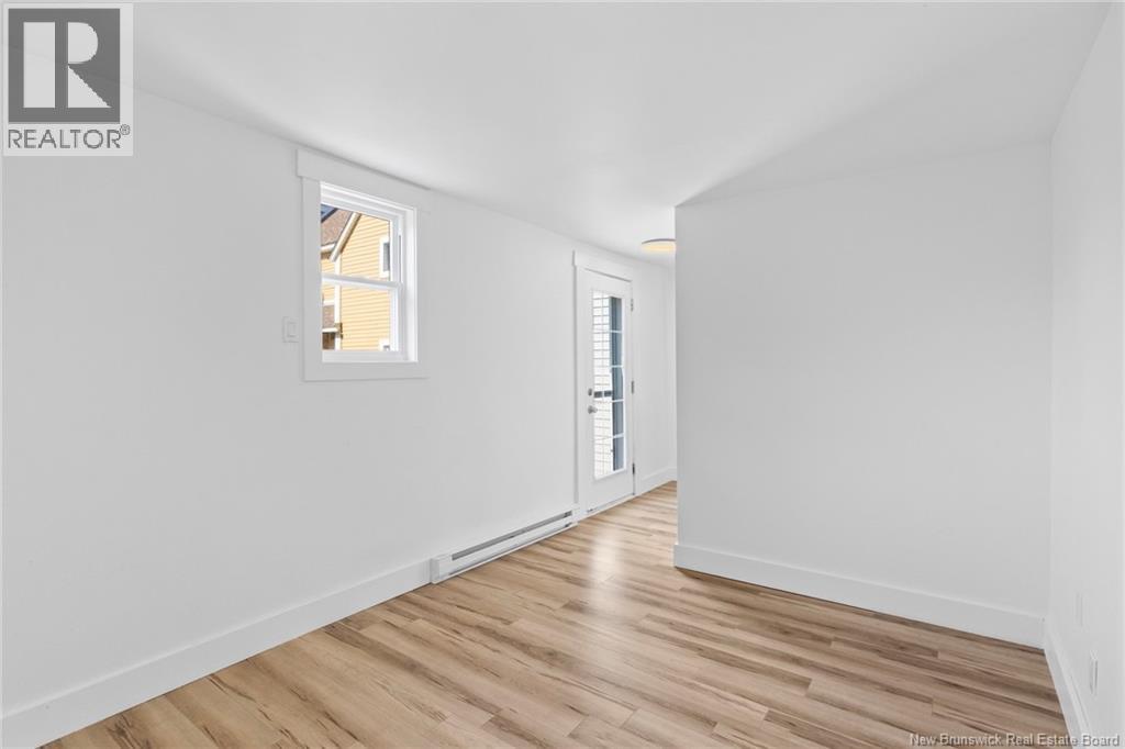 332 Smythe Street, Fredericton, New Brunswick  E3B 3E2 - Photo 25 - NB126445