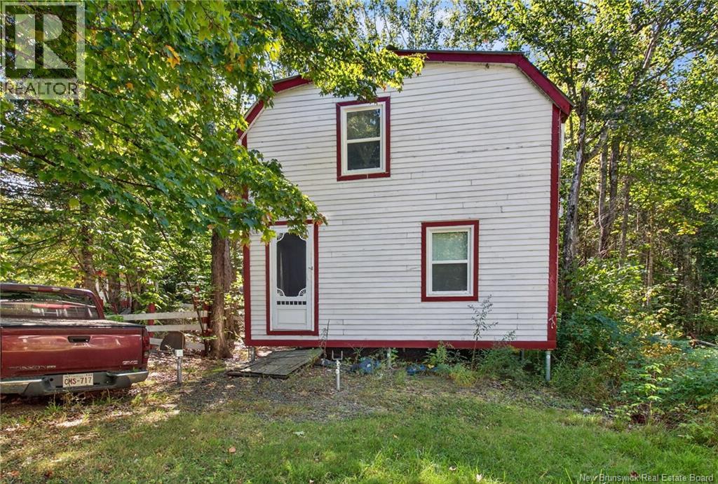 255 Niagara Road, Pine Glen, New Brunswick  E1J 1J2 - Photo 1 - NB126465