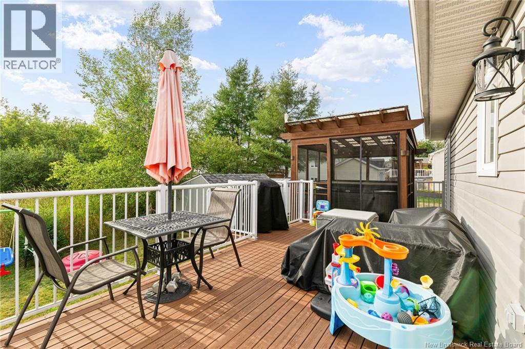 10 Adolphe, Dieppe, New Brunswick  E1A 8R8 - Photo 41 - NB126430