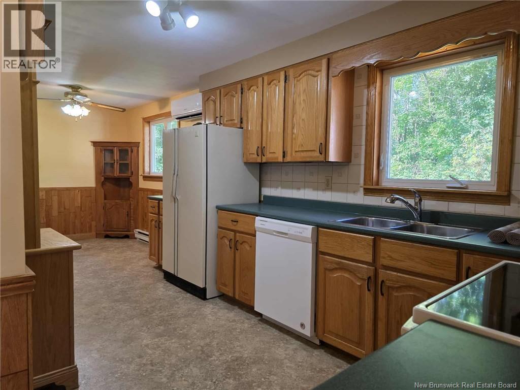 14 Veazey Street, St. Stephen, New Brunswick  E3L 2R8 - Photo 11 - NB125692