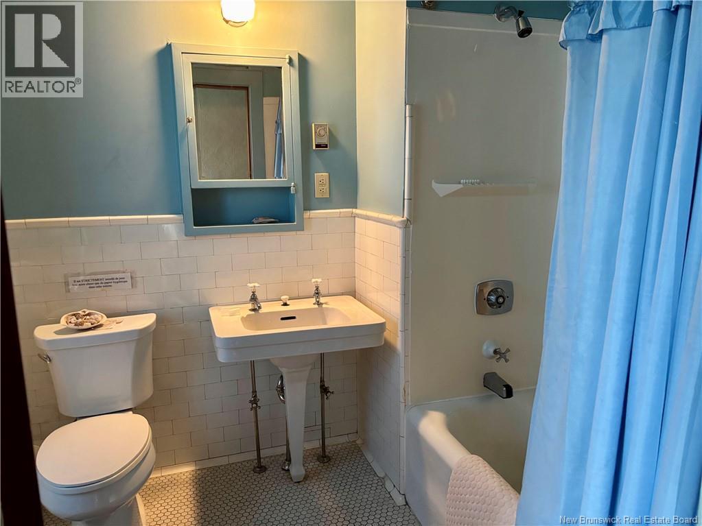 157 Renfrew, Dalhousie, New Brunswick  E8C 2H9 - Photo 24 - NB126202