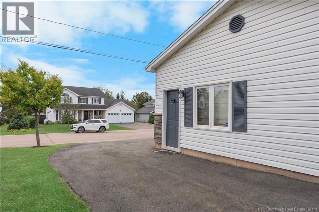 409 Gaspe Street, Dieppe, New Brunswick  E1A 6V8 - Photo 5 - NB126372