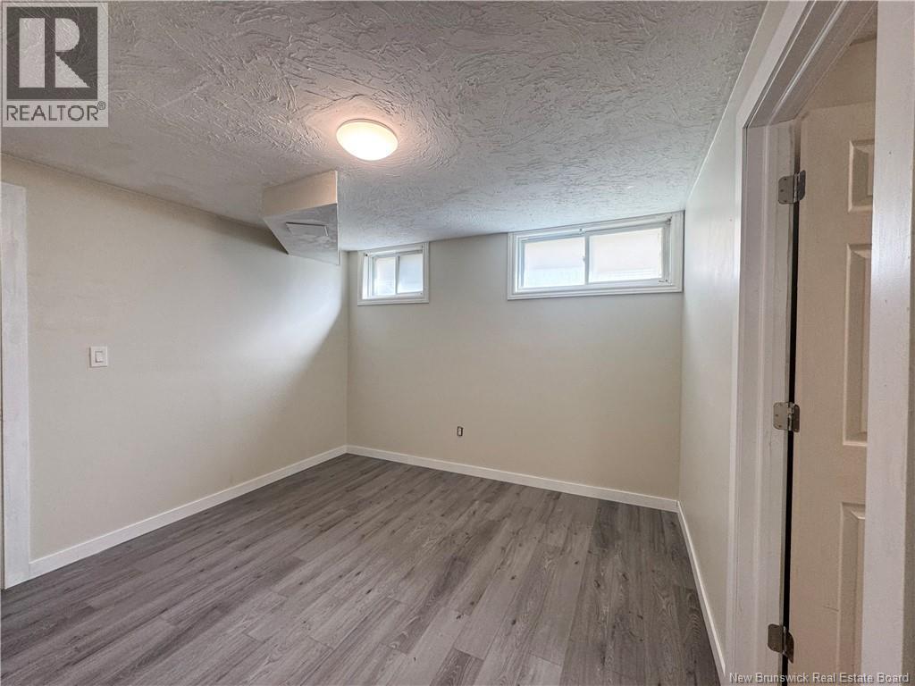 7 Carl Street, Moncton, New Brunswick  E1A 3R6 - Photo 34 - NB126424