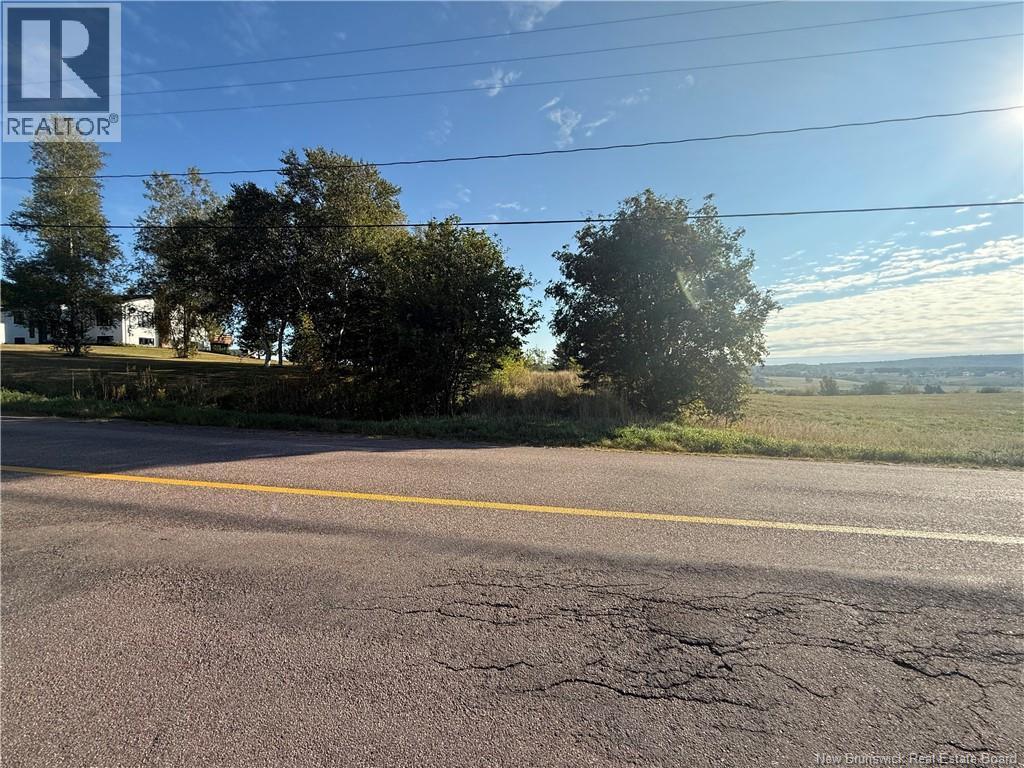 1275 Principale, Memramcook, New Brunswick  E4K 2S6 - Photo 3 - NB126522