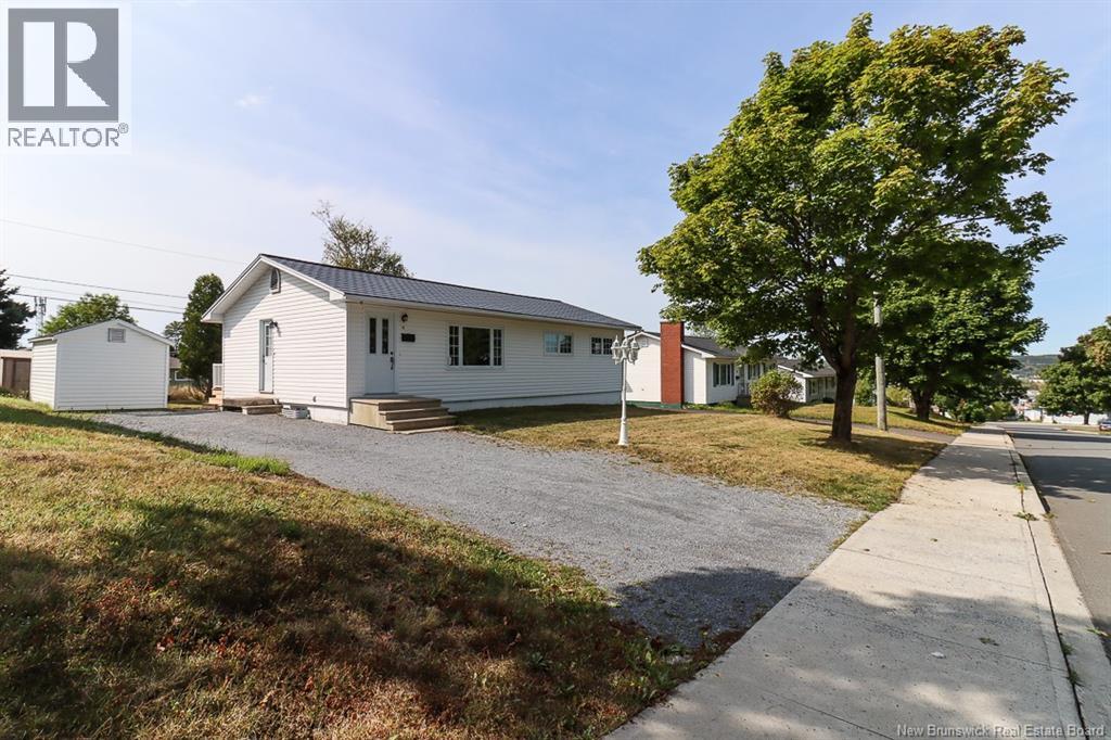 12 Alpine Street, Saint John, New Brunswick  E2J 2X2 - Photo 32 - NB126542