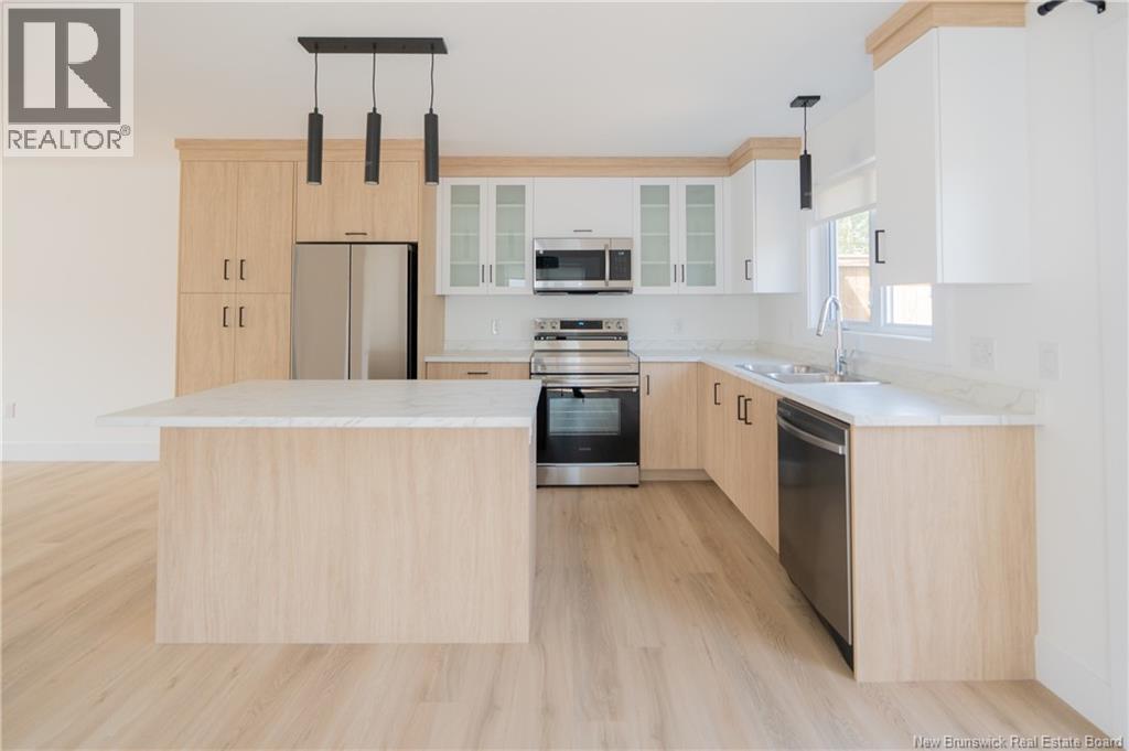 98 Simone Gallant, Shediac, New Brunswick  E4B 2B7 - Photo 4 - NB126607