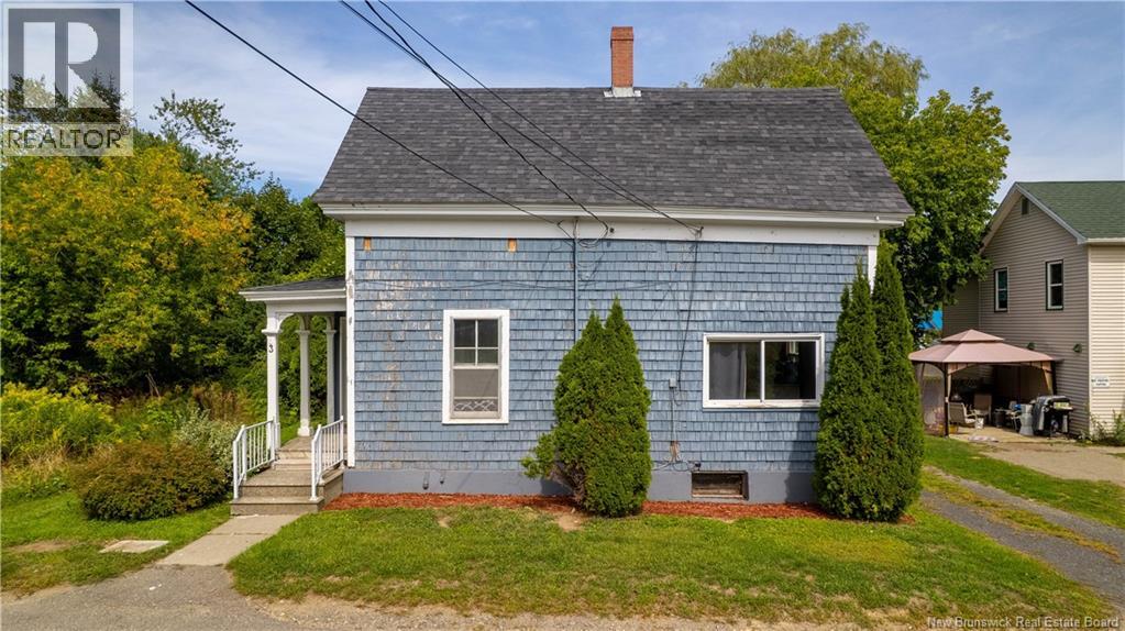 3 Carleton Street, St. Stephen, New Brunswick  E3L 2N6 - Photo 3 - NB126604
