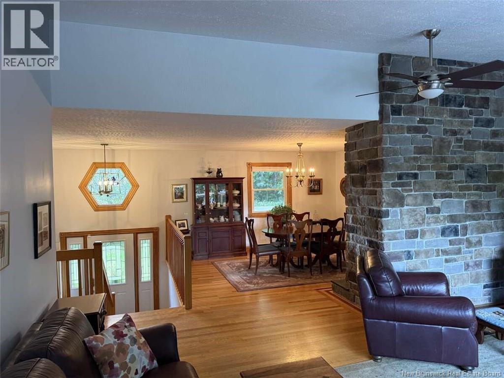90 Graham Drive, Hanwell, New Brunswick  E3E 1A2 - Photo 6 - NB126649