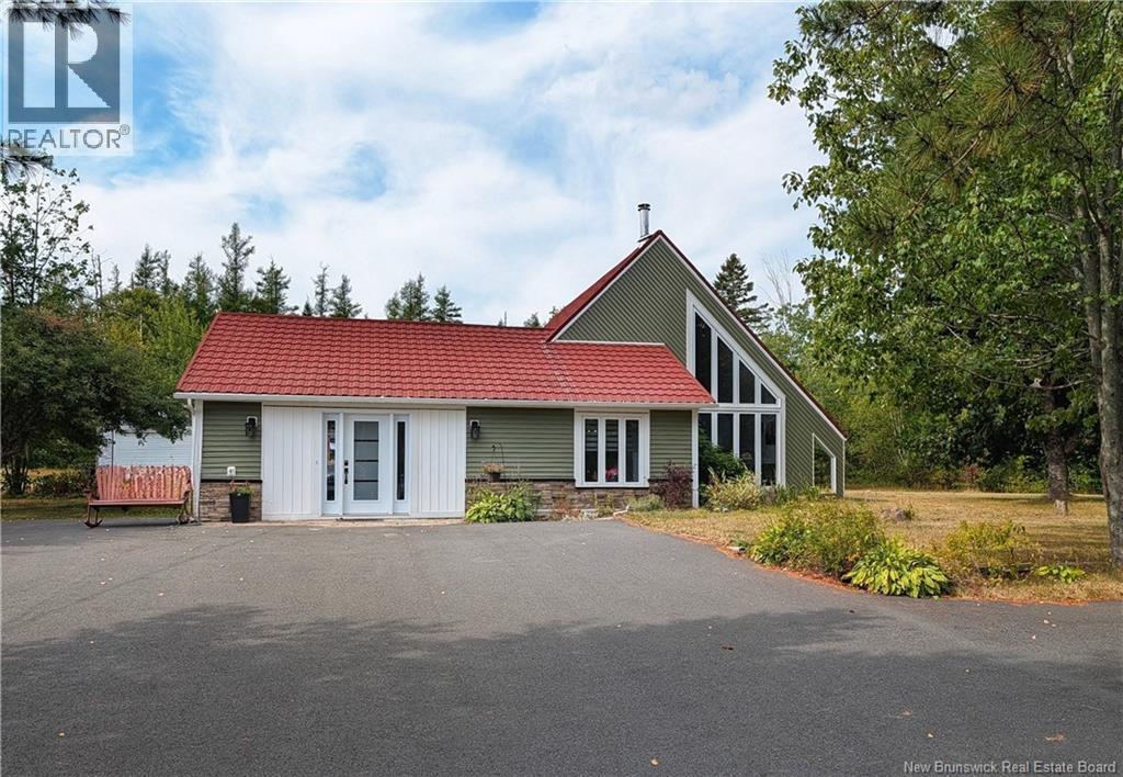 11185 NB-11, Pokemouche, New Brunswick