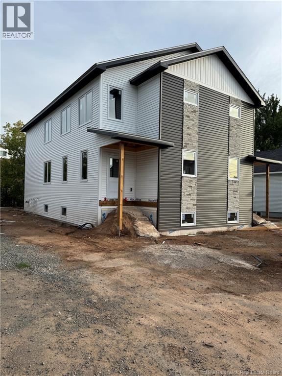 108, 108-2, 110, 110-2 Redmond Street, Moncton, New Brunswick E1A 3J5 - Photo 3 - NB122844