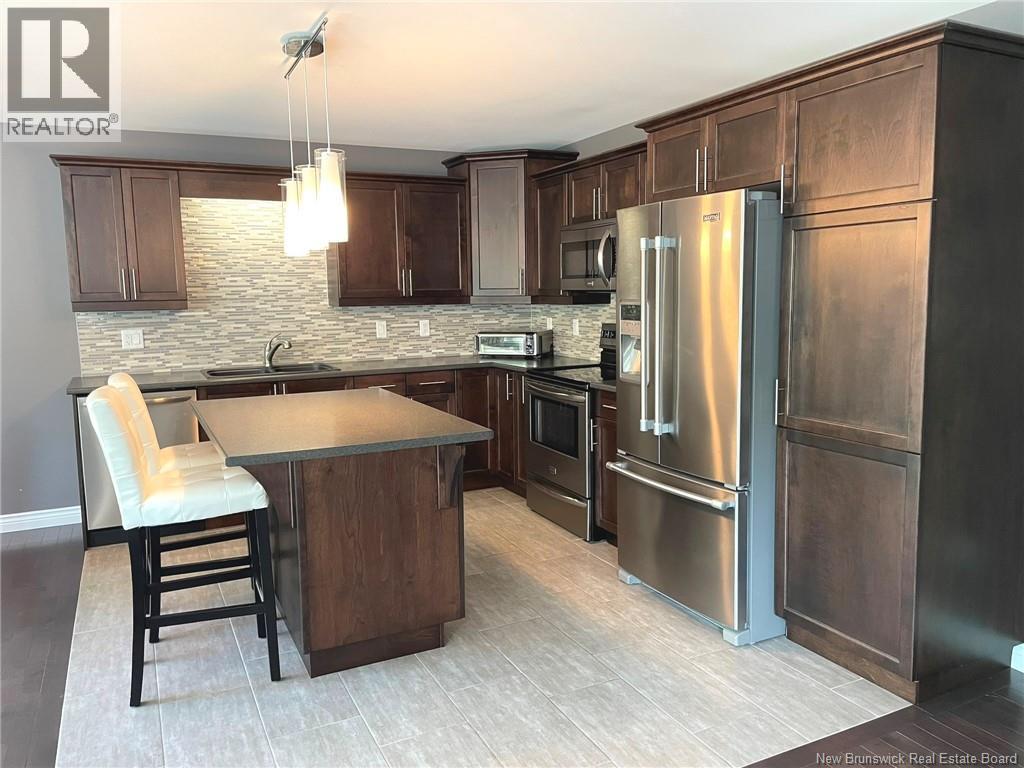 371 Dolbeau Street, Dieppe, New Brunswick  E1A 9P9 - Photo 3 - NB126753