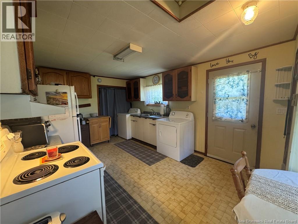 617 Route 170, Oak Bay, New Brunswick  E3L 3Y9 - Photo 7 - NB126687