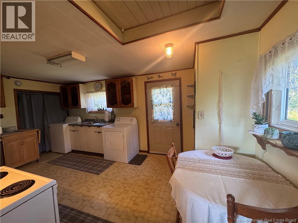 617 Route 170, Oak Bay, New Brunswick  E3L 3Y9 - Photo 9 - NB126687