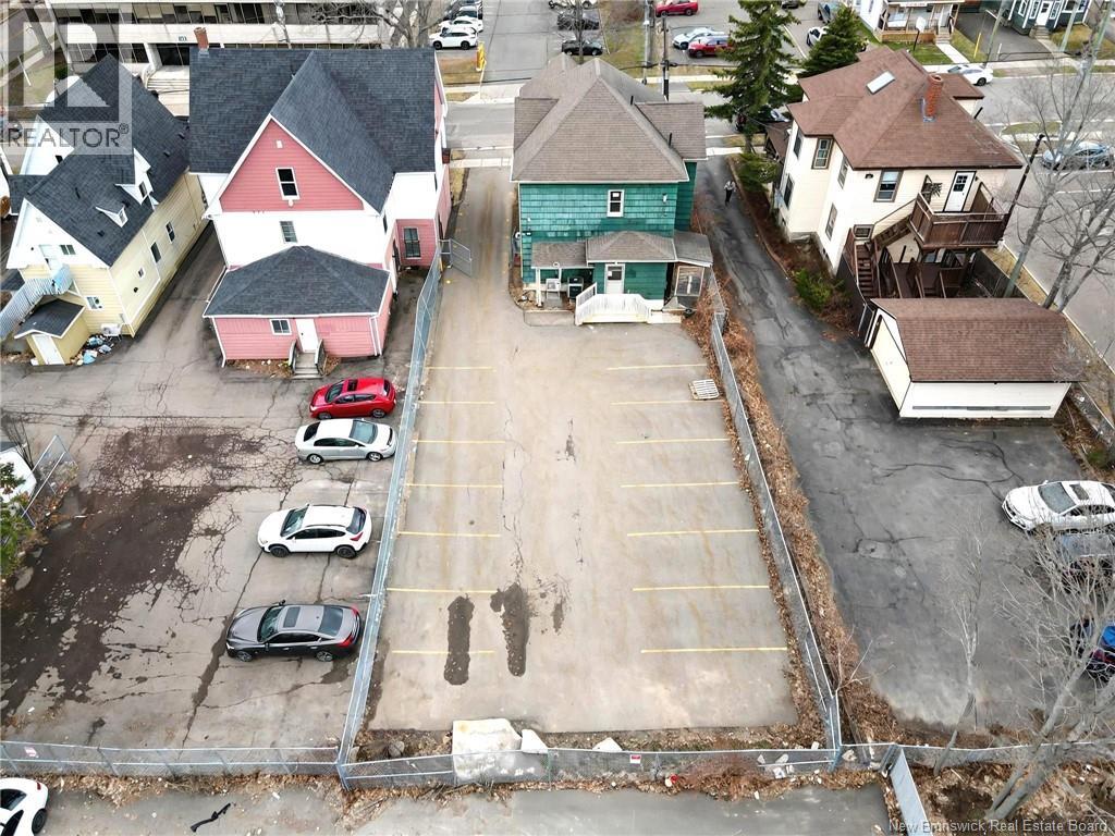107 Cameron Street, Moncton, New Brunswick  E1C 5Y7 - Photo 3 - NB126637