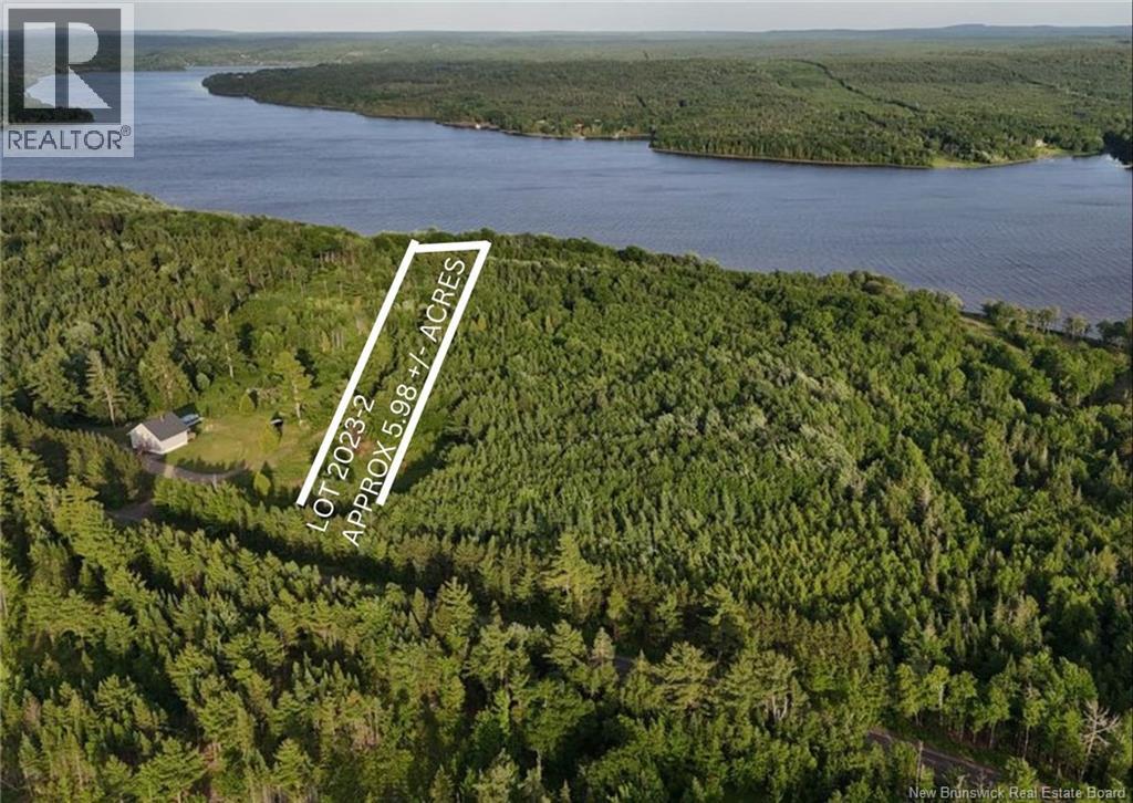 6935465 Lakeview Road, Cambridge-Narrows, New Brunswick