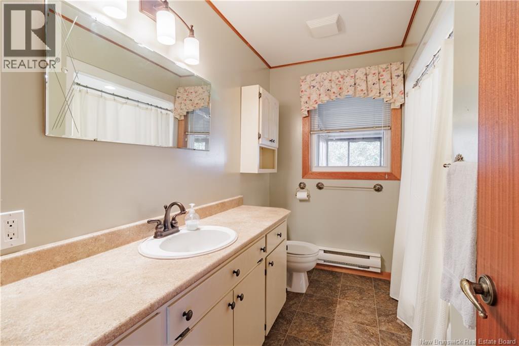 15 Coronation Court, Fredericton, New Brunswick E3A 4K3 - Photo 22 - NB126731
