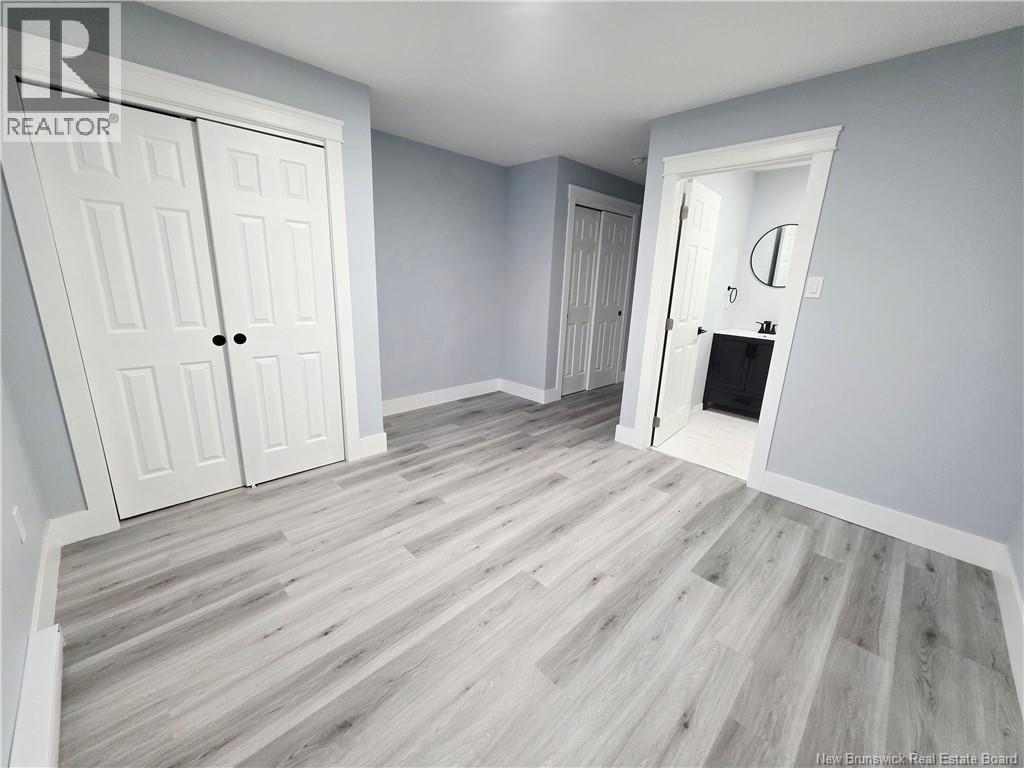 8 Fawcett Avenue, Petitcodiac, New Brunswick  E4Z 4H4 - Photo 15 - NB126877