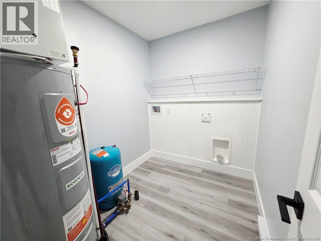 8 Fawcett Avenue, Petitcodiac, New Brunswick  E4Z 4H4 - Photo 24 - NB126877