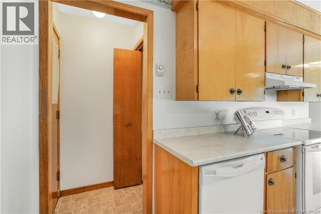 200 Burpee Street, Fredericton, New Brunswick  E3A 1M7 - Photo 21 - NB126611