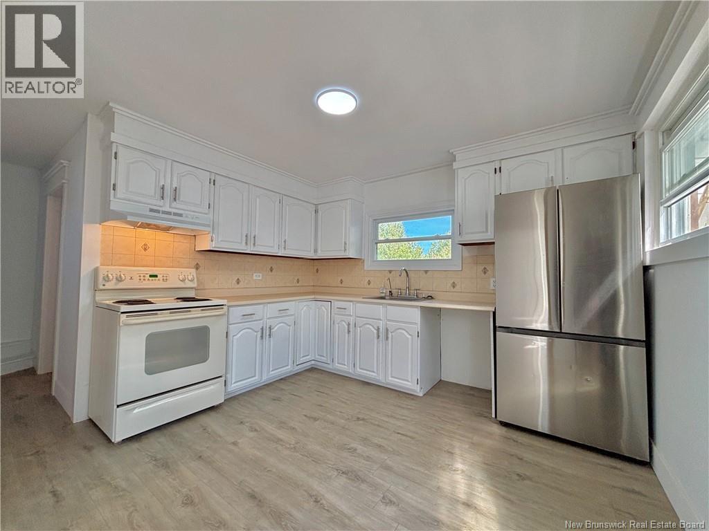 2617 Miramichi, Bathurst, New Brunswick  E2A 6K1 - Photo 11 - NB126894