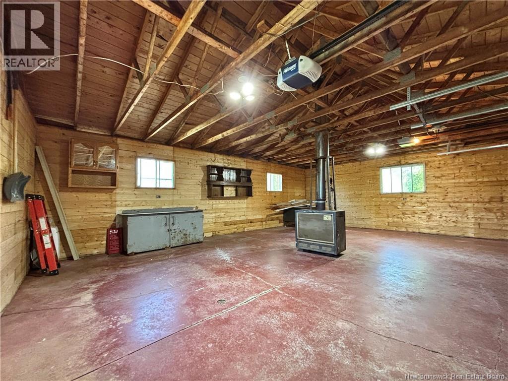 2617 Miramichi, Bathurst, New Brunswick  E2A 6K1 - Photo 29 - NB126894