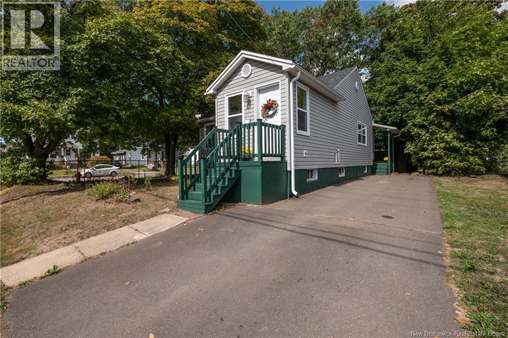 133 Sherrard Avenue, Moncton, New Brunswick  E1C 3K4 - Photo 2 - NB126435