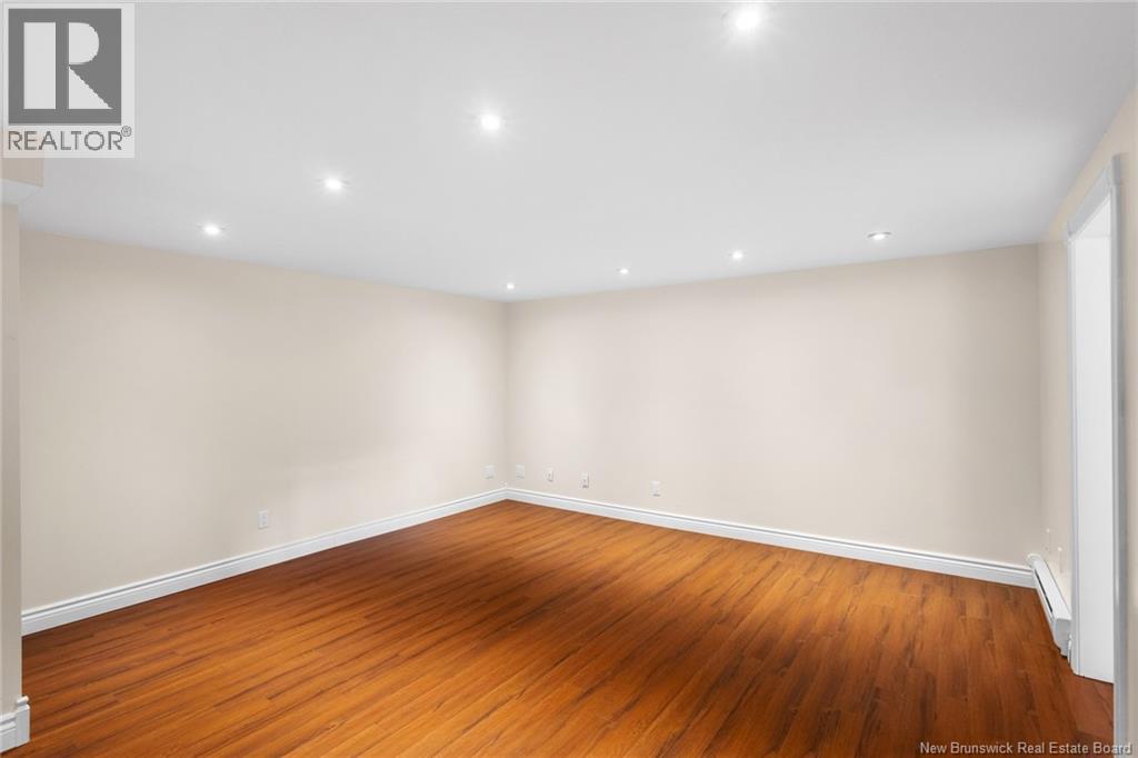 18 Hillview Street, Upper Kingsclear, New Brunswick  E3B 1V1 - Photo 30 - NB126966