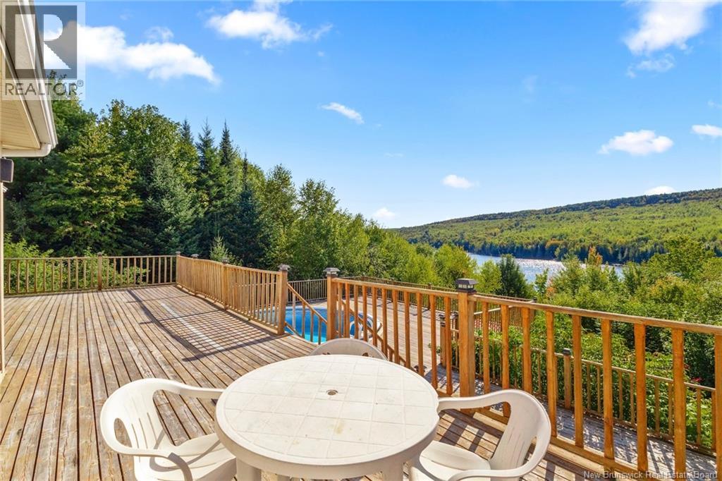 18 Hillview Street, Upper Kingsclear, New Brunswick  E3B 1V1 - Photo 37 - NB126966