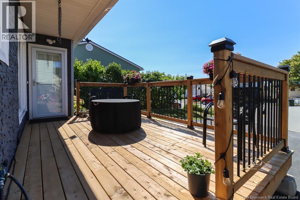 10 Stillview Court, Saint John, New Brunswick  E2P 1A6 - Photo 3 - NB126918