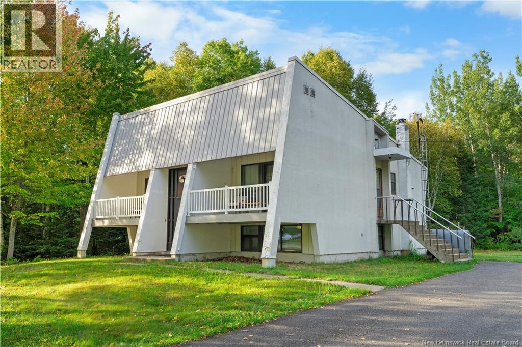 2470 Sunset Drive, Bathurst, New Brunswick  E2A 7K8 - Photo 4 - NB127003